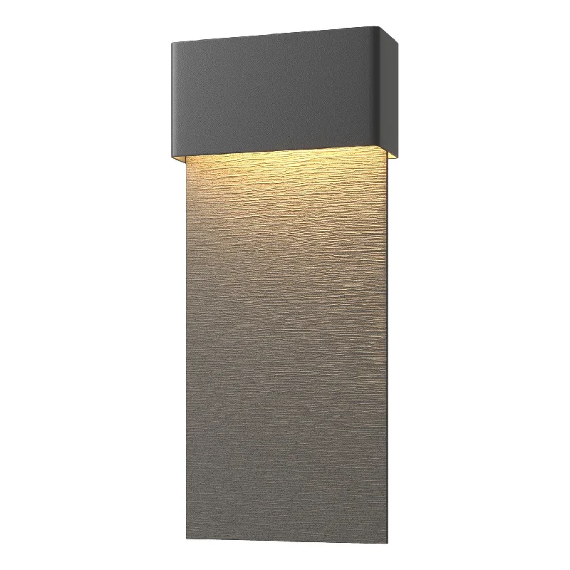 Dust - Resistant Industrial Lighting for Dirty WorkspacesStratum LED Outdoor Wall Sconce Dust - Resistant Industrial Lighting for Dirty WorkspacesStratum LED Outdoor Wall Sconce
