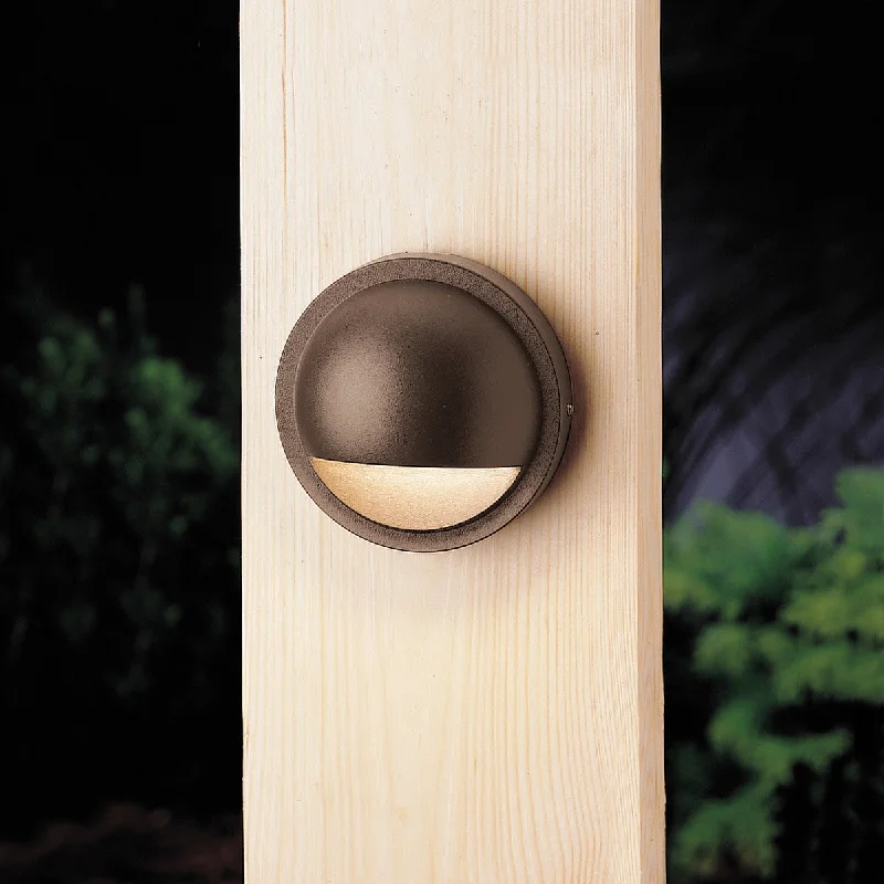 Six Groove - Deck Lndscp 12V Half Moon Lt - 15064AZT