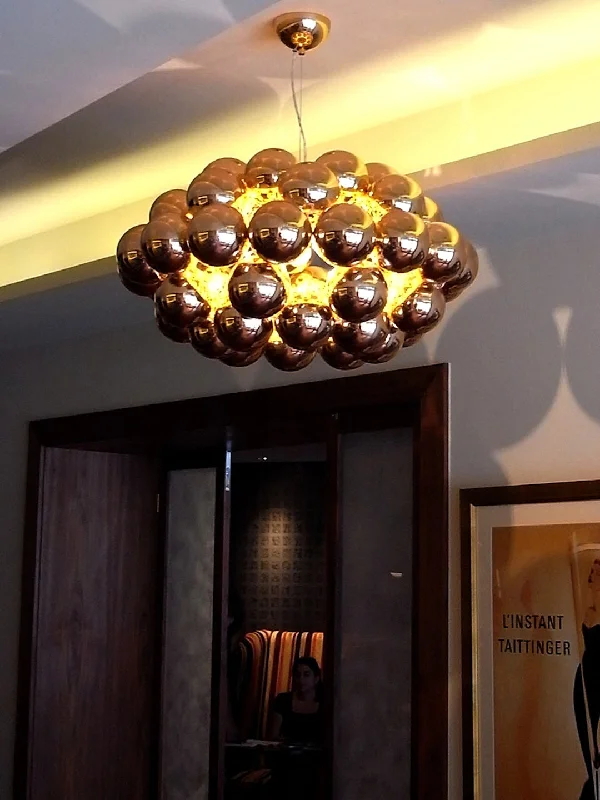 Small Chandeliers for Compact RoomsOcto Chandelier