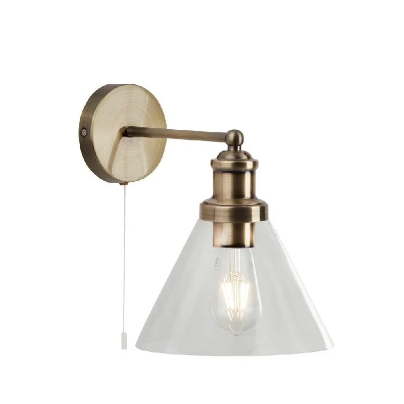 Victorian Style Floor Lamp for Traditional and Elegant InteriorsPyramid Brass Wall Light - Clear Glass Shade - Cord Pull Victorian Style Floor Lamp for Traditional and Elegant InteriorsPyramid Brass Wall Light - Clear Glass Shade - Cord Pull