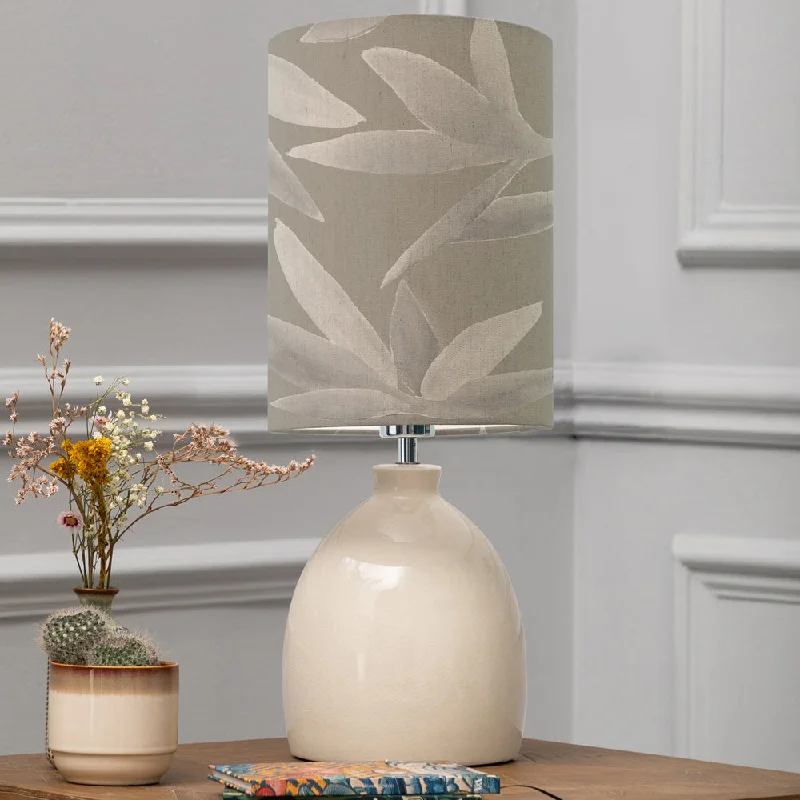 crystal table lamps with dazzling prisms for a glamorous effectSilverwood Anna & Leura Complete Table Lamp Cream/Snow crystal table lamps with dazzling prisms for a glamorous effectSilverwood Anna & Leura Complete Table Lamp Cream/Snow