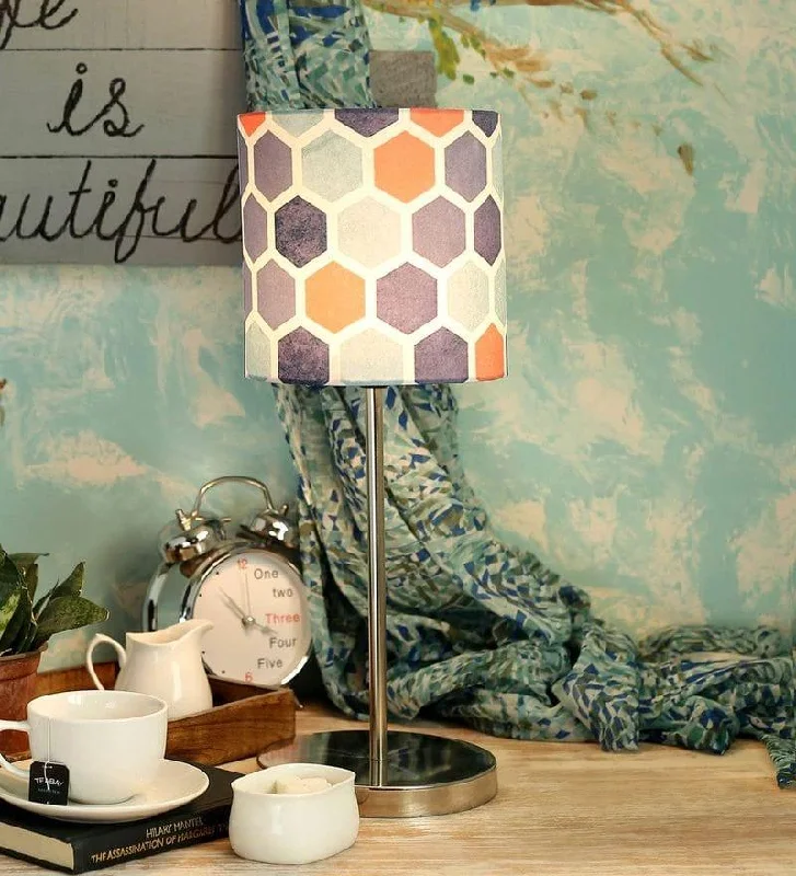 marble table lamps with a luxurious veined pattern for high end decorThe Hexa Lamp
